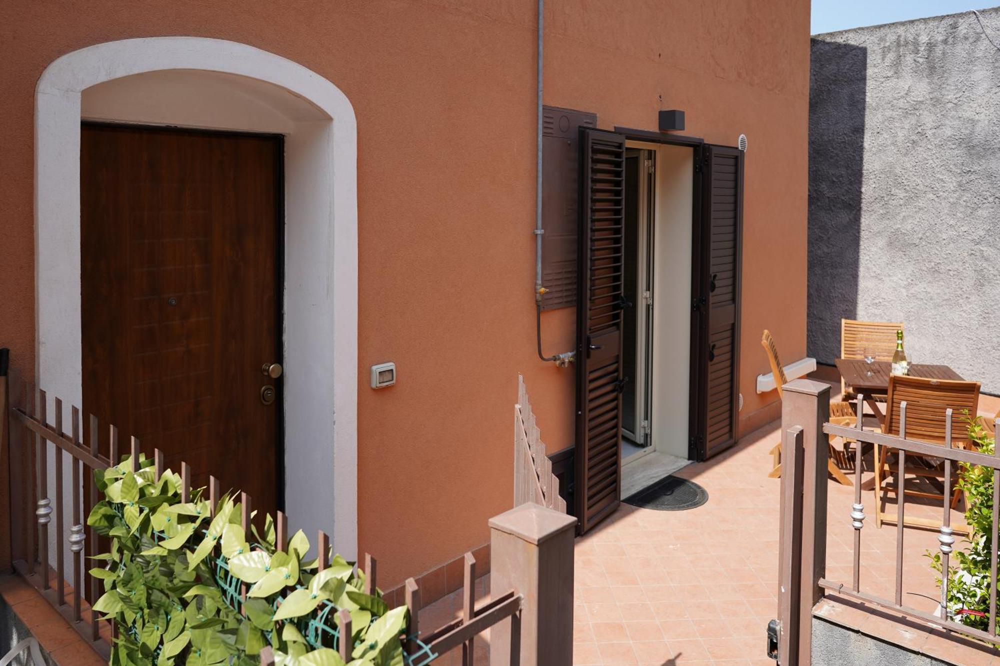 カターニア La Casa Di Eliヴィラ エクステリア 写真